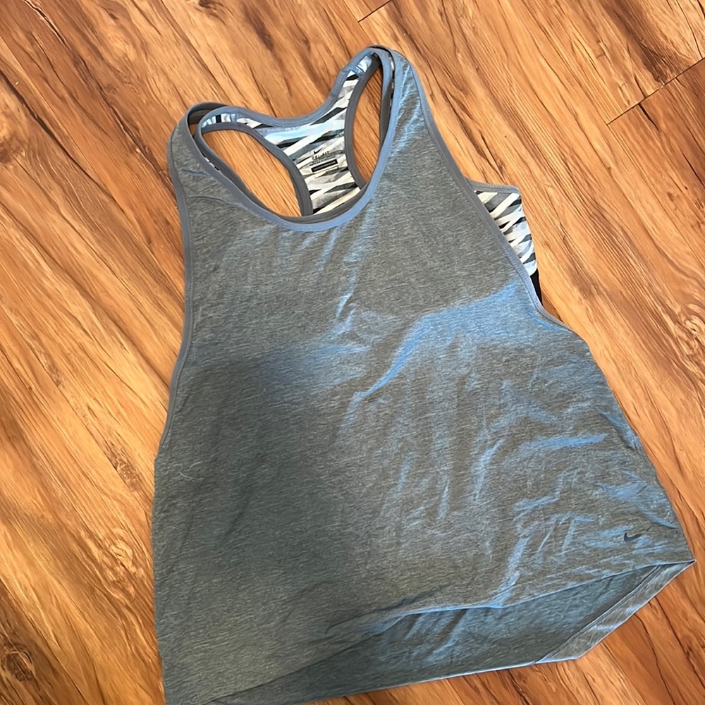 Nike workout shirt with built in bra
